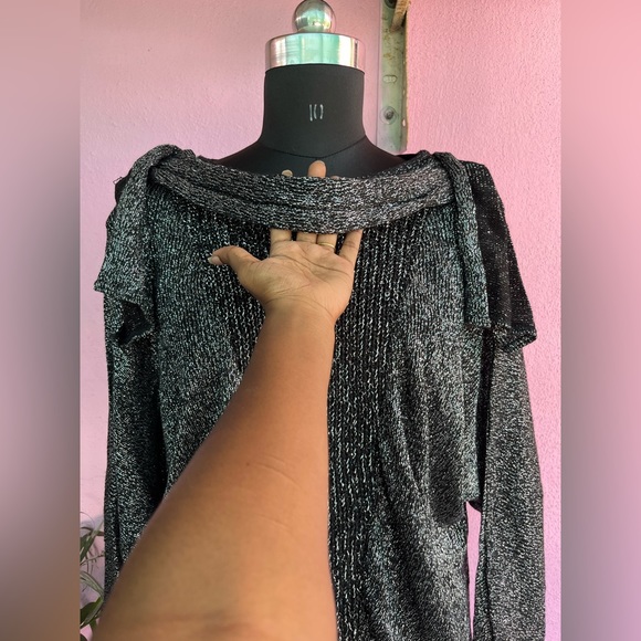 Shimmery knitted dress FIXED FIXED FIXED NO OFFERS PLZ❌ - Picture 4 of 10